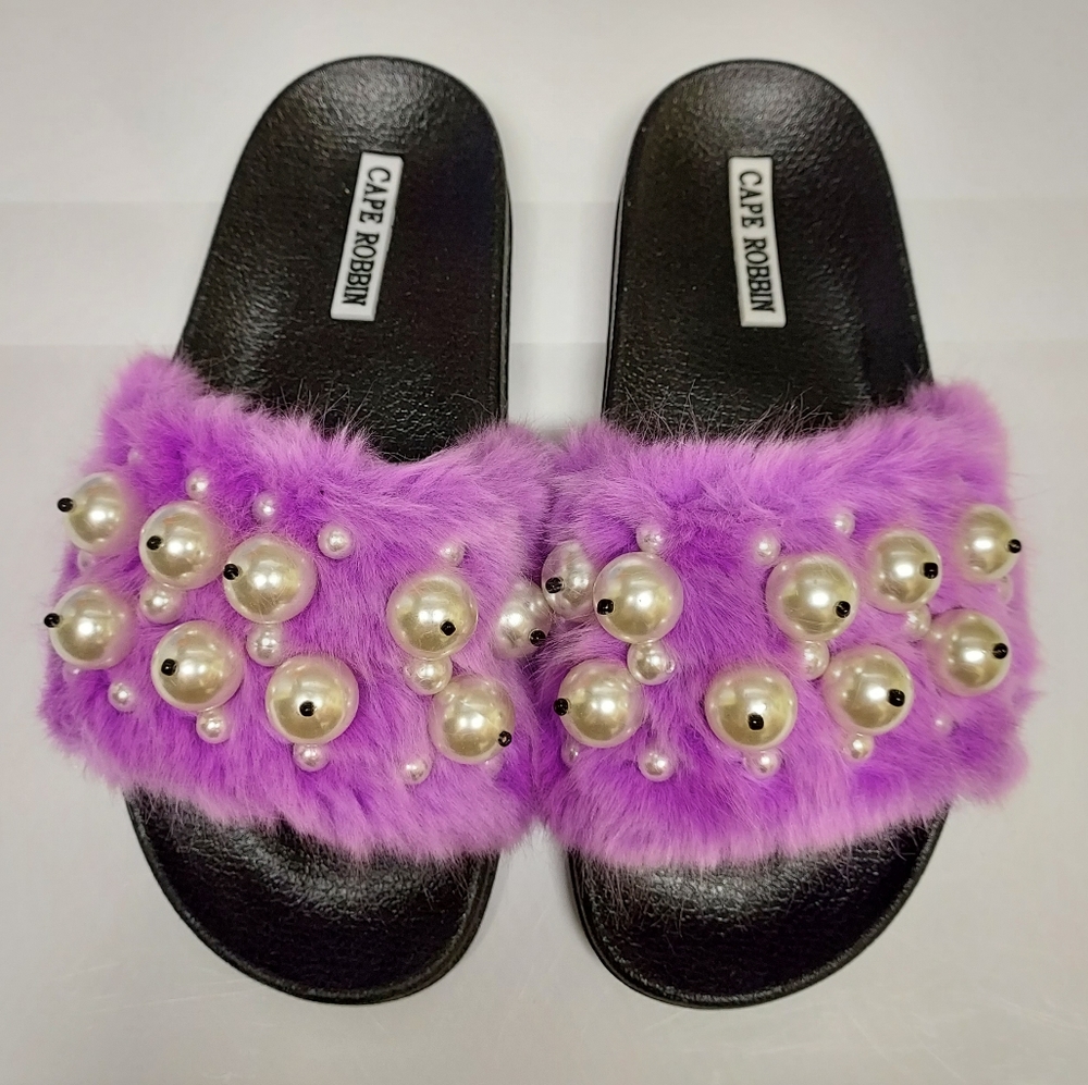🔮 Cape Robbin lilac Moira furry fuzzy pearl bead sandals slides slip ons Size 5